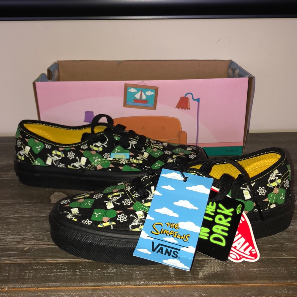 Vans X Simpsons authentic